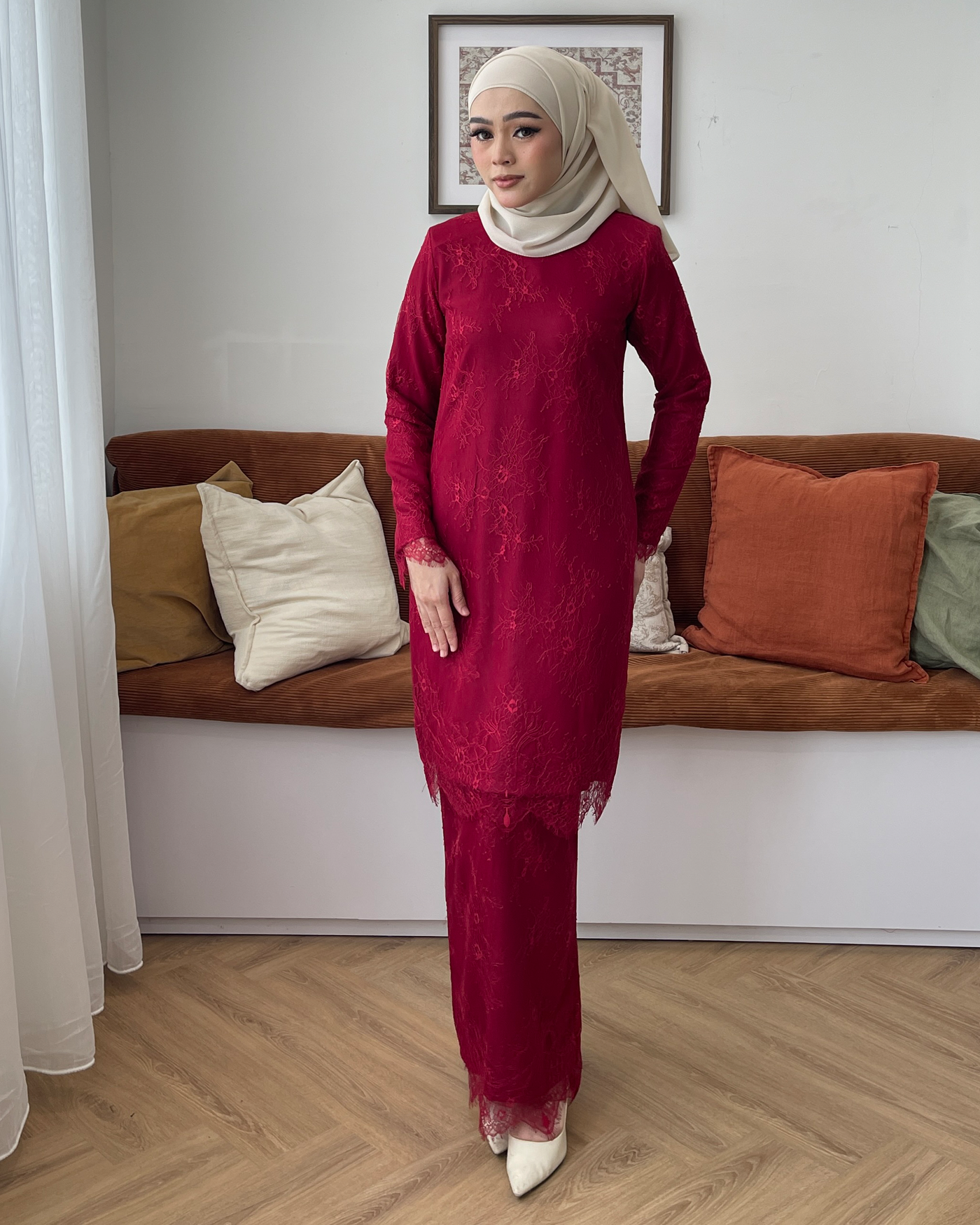 KYRA KURUNG - MAROON