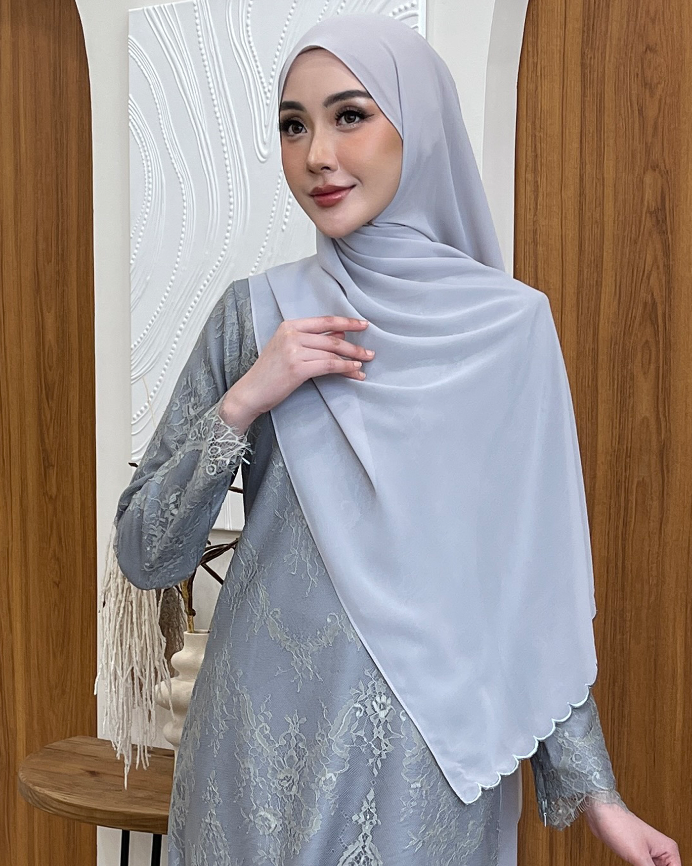 SHAWL - GREY