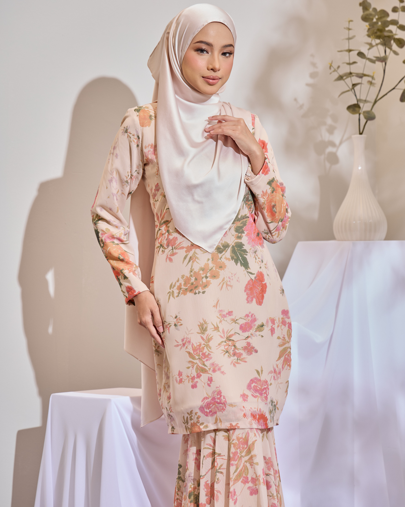 JULIA KURUNG - GLORY BISQUE