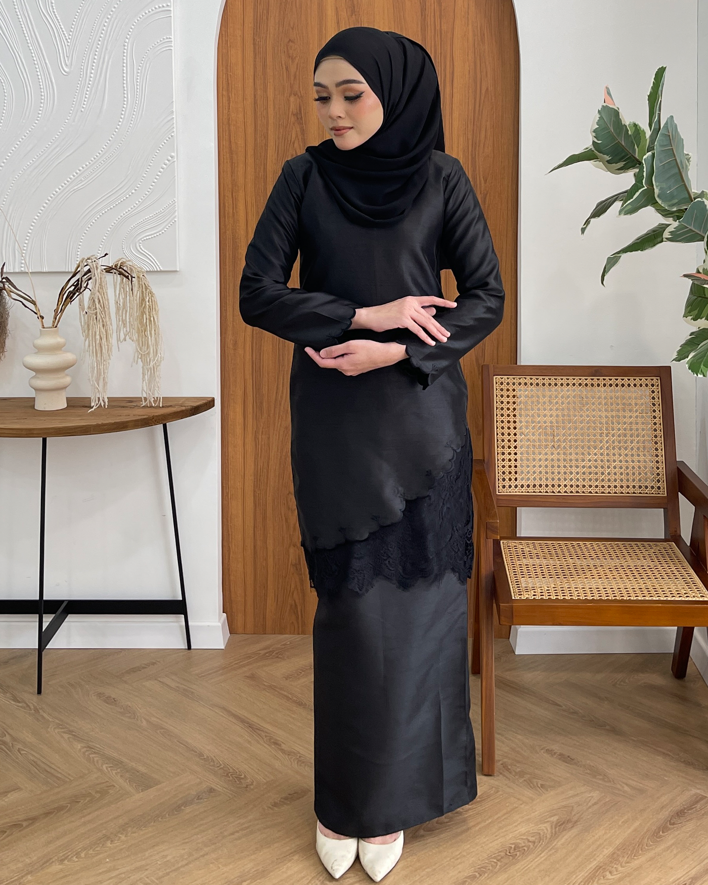 MAYSA KURUNG - BLACK