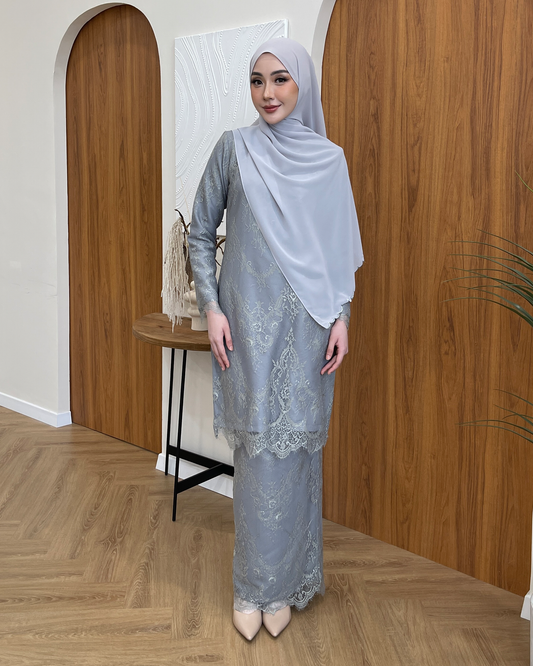 ELARA KURUNG - GREY