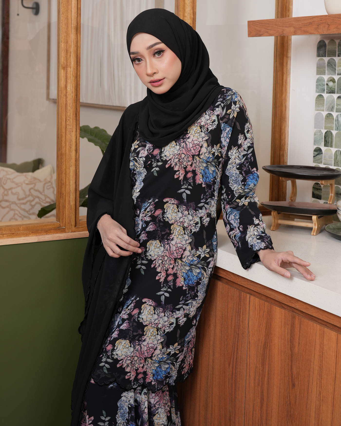 SERENITY KURUNG - EBONY