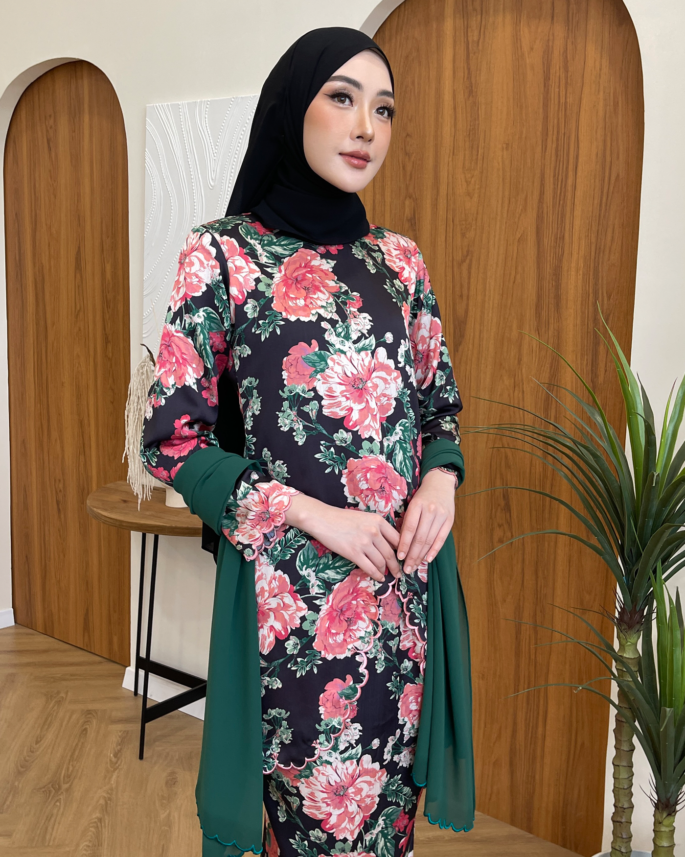 RAYNA KURUNG - MYSTIC BLACK