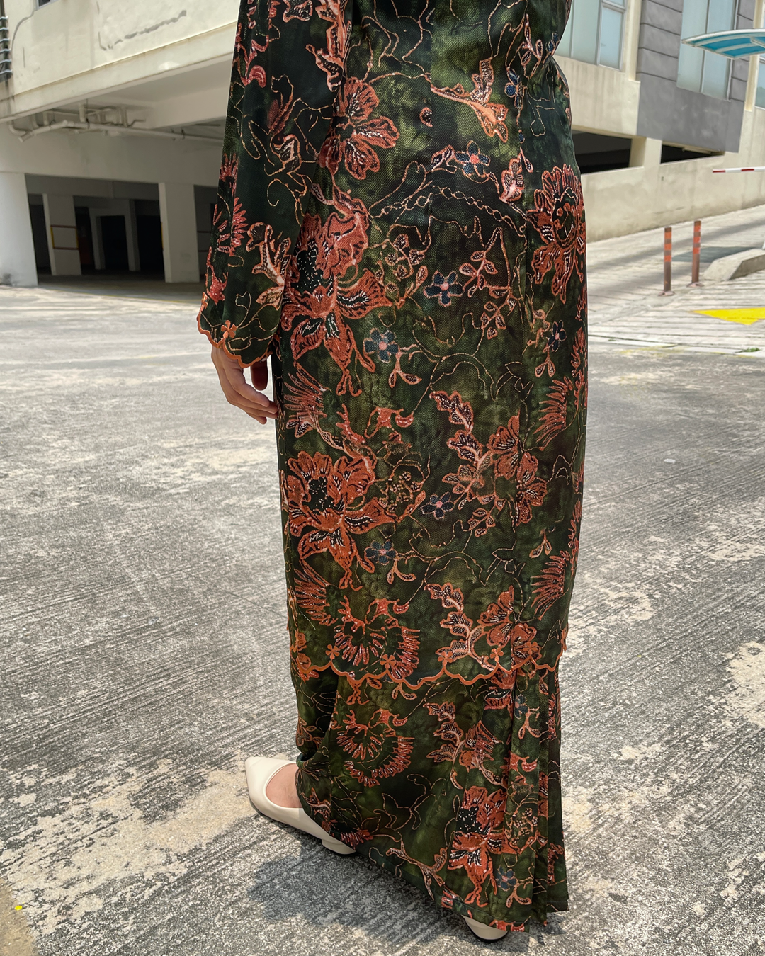 LIYA KURUNG - VINE